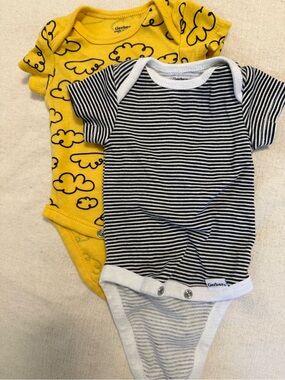 Gerber Yellow Cloud & Black Striped Baby Onesie Set